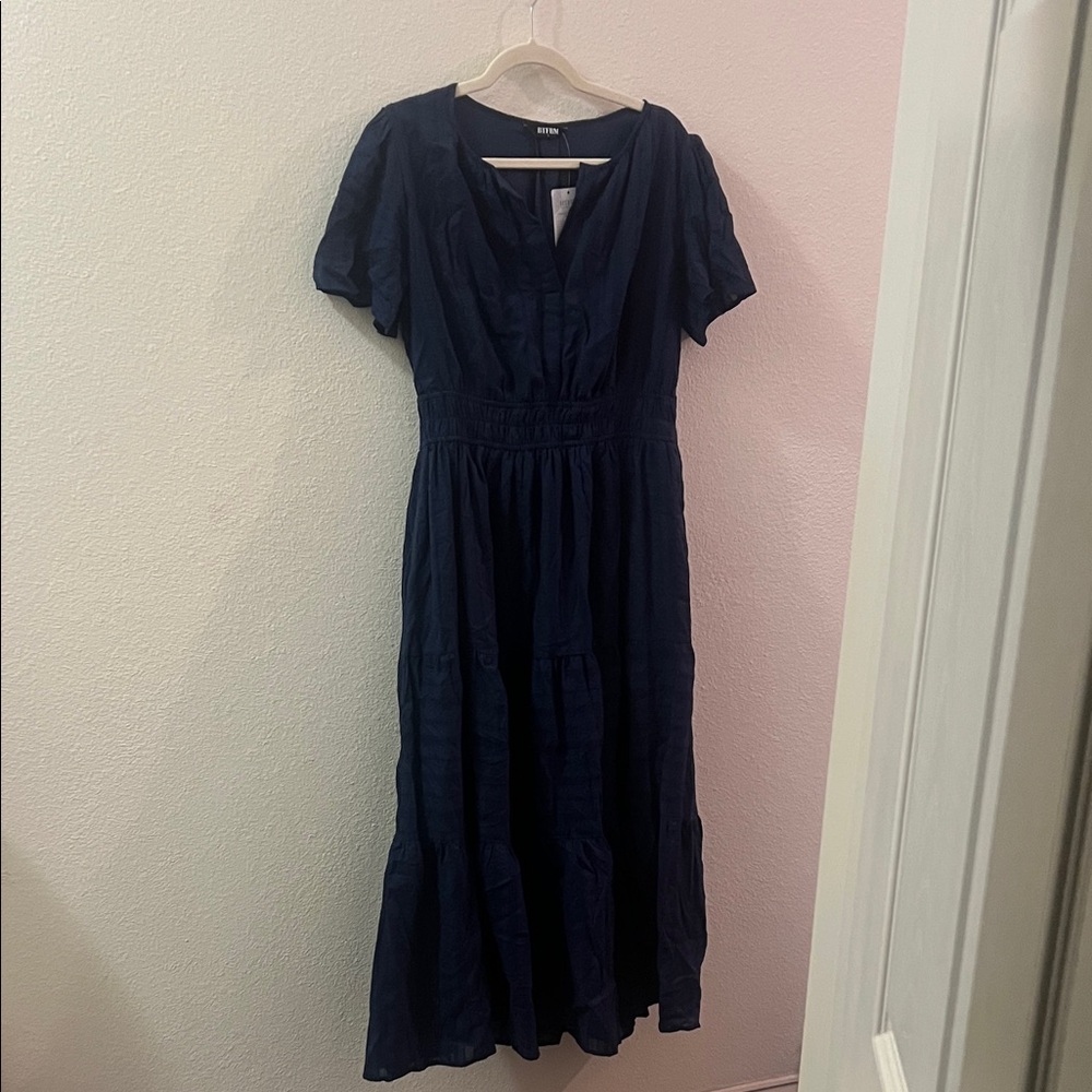 Chic Navy Midi Dress